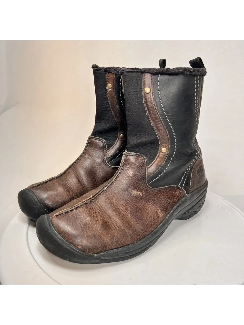 Keen Chester 5441 Leather Boots Sherpa Lined Winter Brown Women’s Size 9